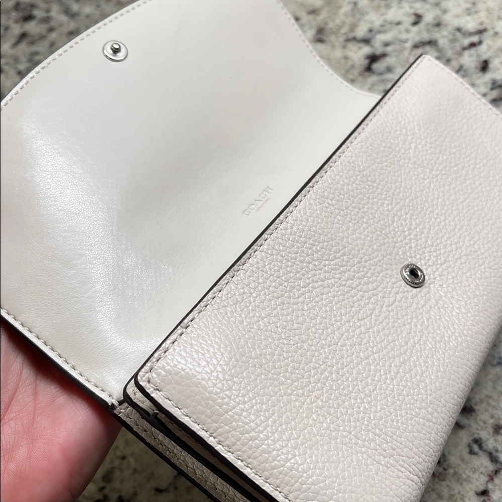 Coach Prairie Studded Soft Wallet NWOT - Picture 7 of 11